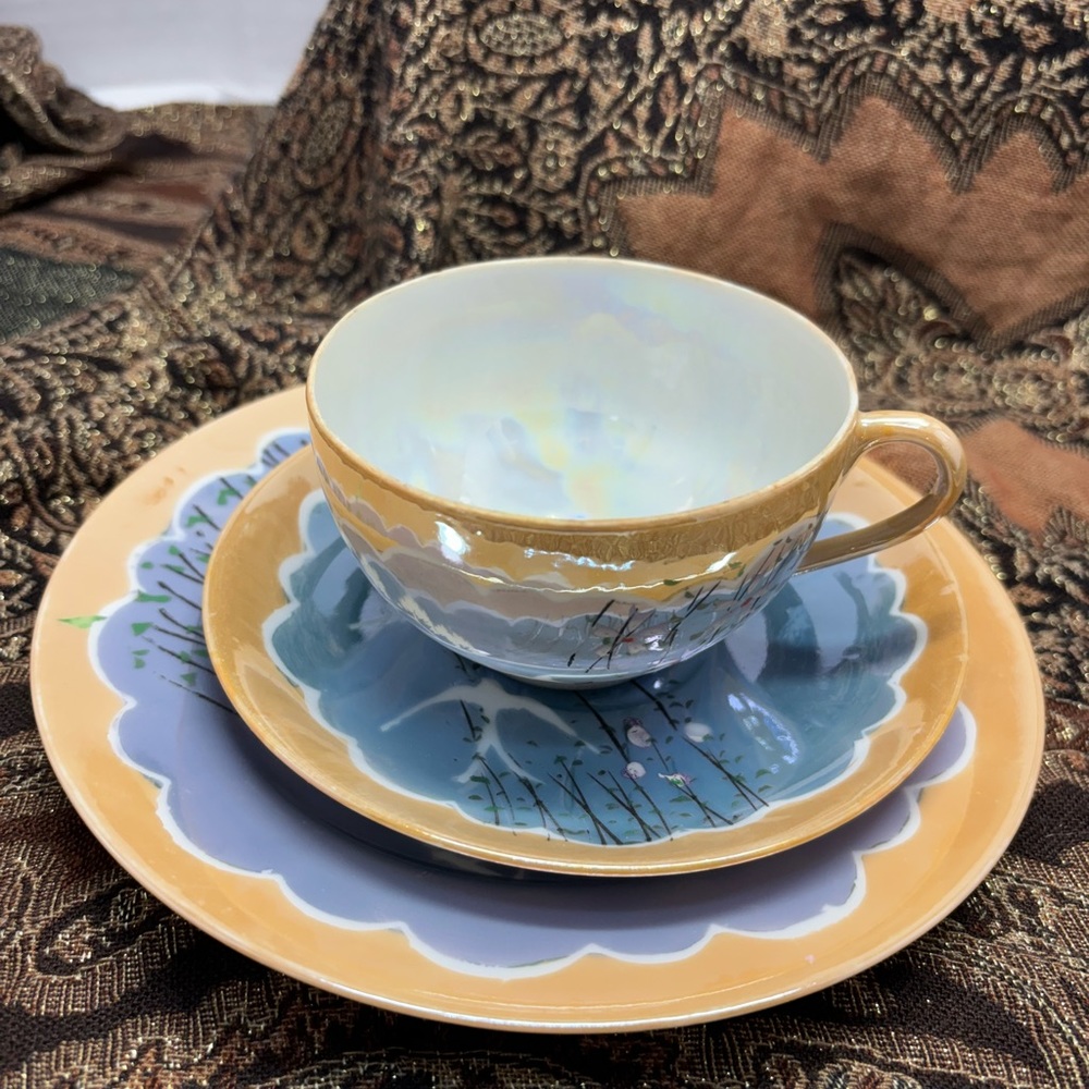 VTG Lusterware teacup saucer Bread Plates Japanese, bone china A Set For 1